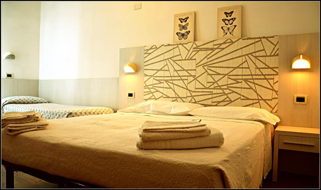 Hotel Luana Rimini Luaran gambar