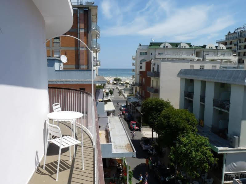 Hotel Luana Rimini Luaran gambar